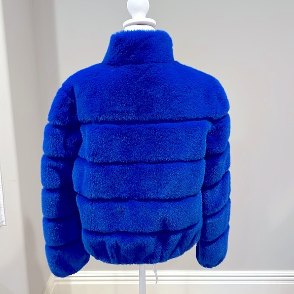 GENERATION LOVE JODI FAUX FUR COBALT BLUE JACKET SIZE M - Picture 3 of 3